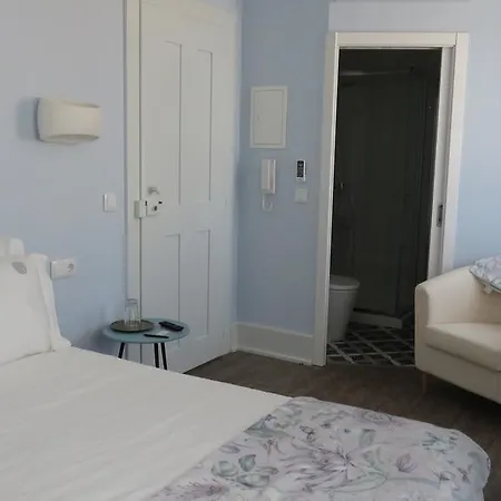 ゲストハウス Santa Clara コインブラ