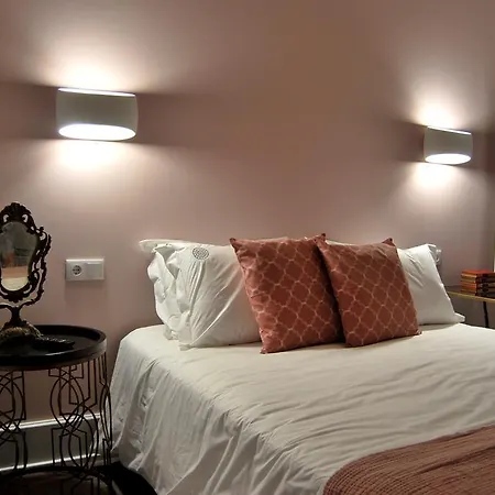 ゲストハウス Santa Clara コインブラ