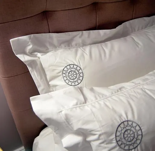 圣克拉拉宾馆 招待所 科英布拉