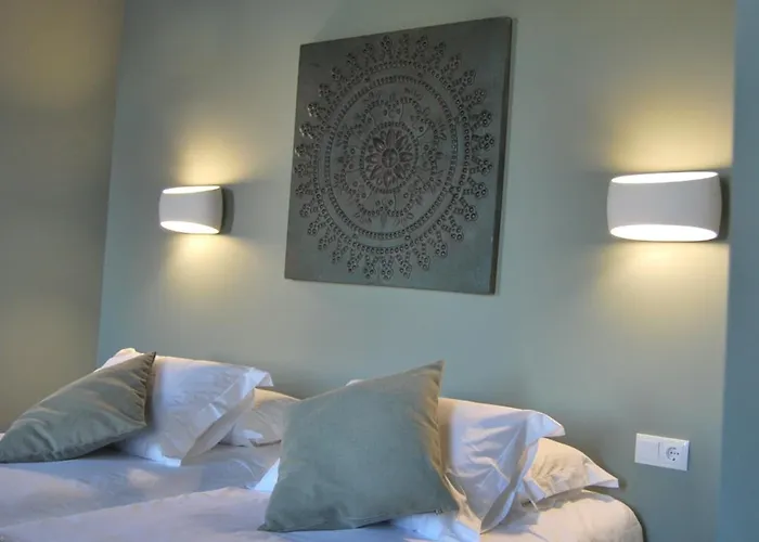 Santa Clara בית הארחה 4*